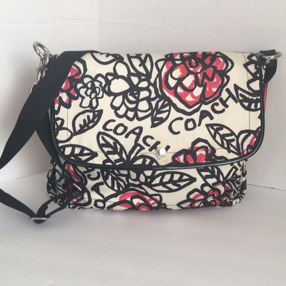 Coach Handbags - Coach Messenger Cross body Bag